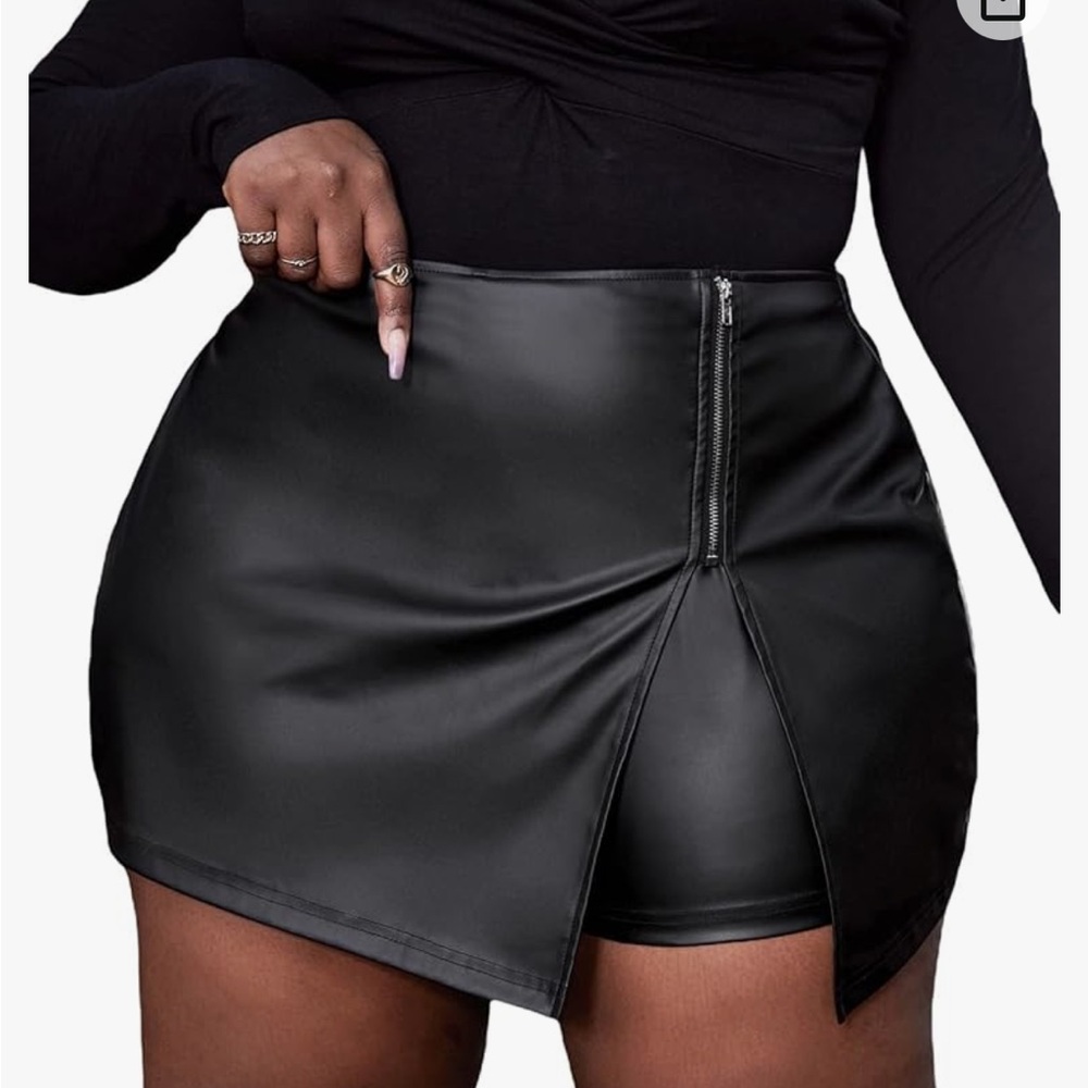 Black faux leather skort